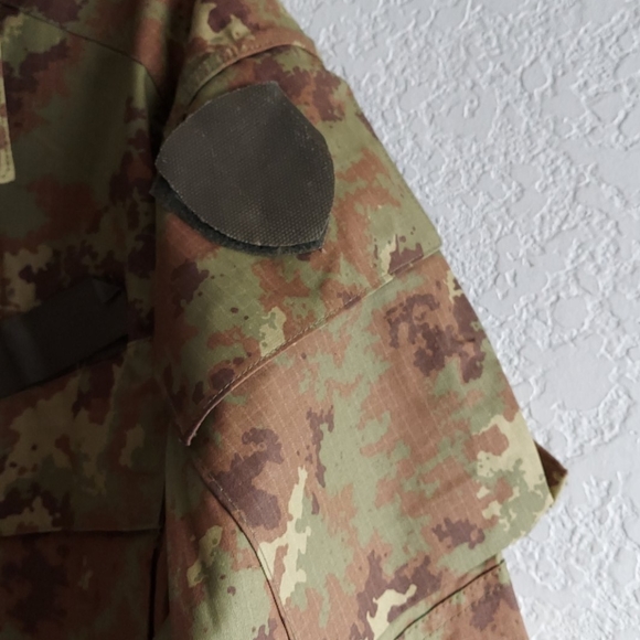 Camouflage Jacket Size L - Picture 3 of 7